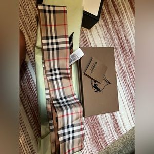 Burberry scarf